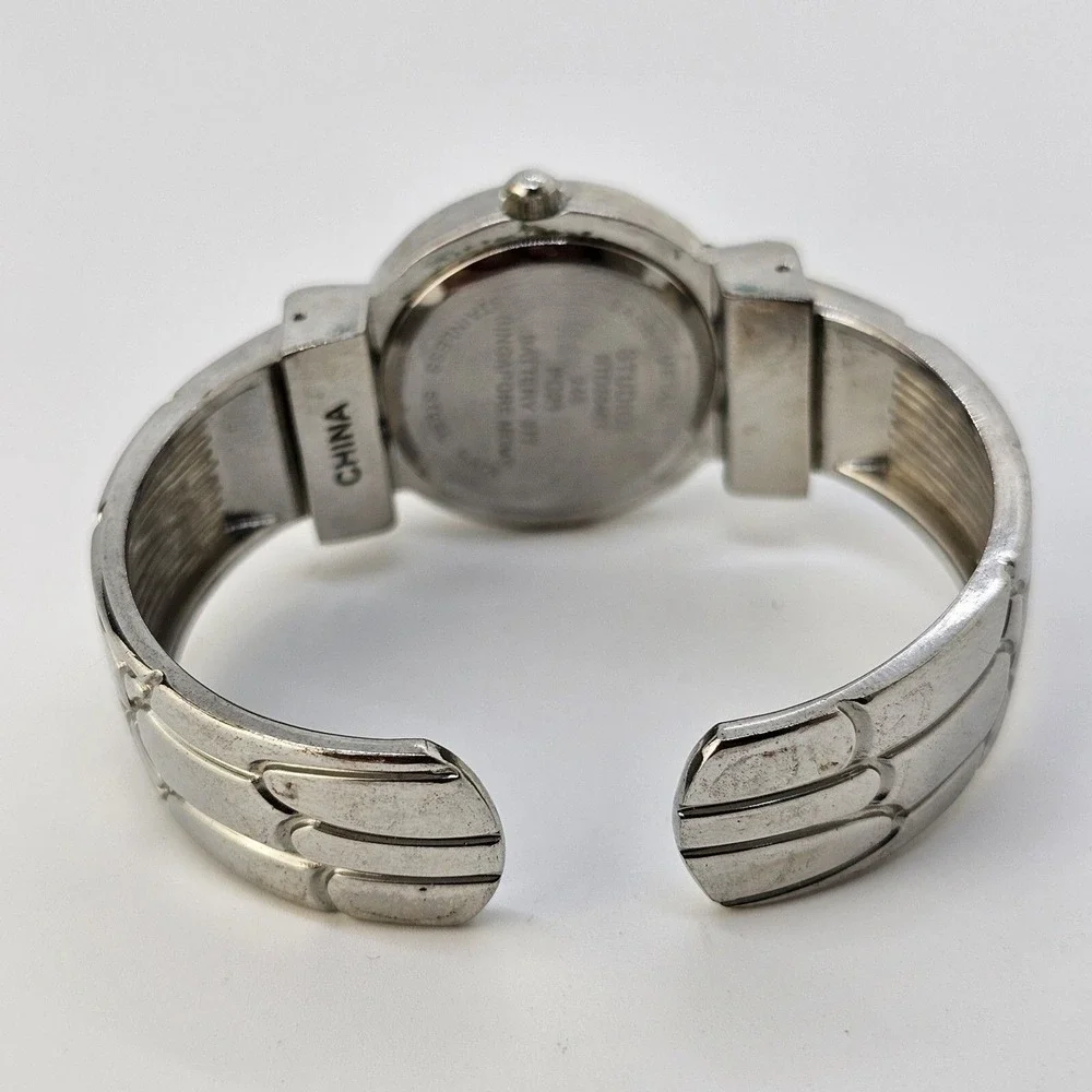 Studio 30MM Women's Bracelet Watch White‎ Dial Gray Bands 5.5